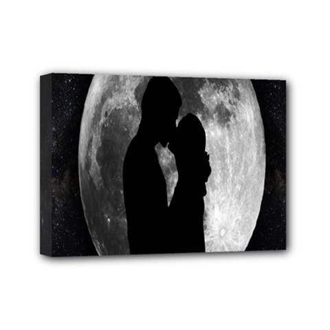 Silhouette Of Lovers Mini Canvas 7  X 5  by Nexatart