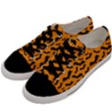 Pattern Halloween Bats  Icreate Men s Low Top Canvas Sneakers View2