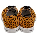Pattern Halloween Bats  Icreate Men s Low Top Canvas Sneakers View4