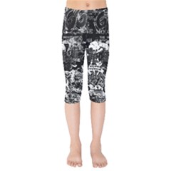 Graffiti Kids  Capri Leggings  by ValentinaDesign