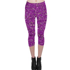 Pattern Capri Leggings  by gasi