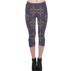 Background Non Seamless Pattern Capri Leggings  by Pakrebo