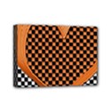 Heart Chess Board Checkerboard Mini Canvas 7  x 5  (Stretched) View1