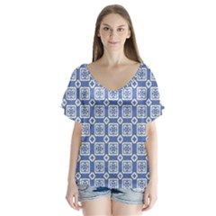 Laccadive V-neck Flutter Sleeve Top by deformigo