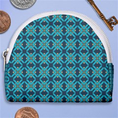 Rincon Horseshoe Style Canvas Pouch by deformigo