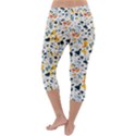 Abstract Seamless Pattern Lightweight Velour Capri Yoga Leggings View4