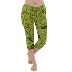 Folk Flowers Pattern  Lightweight Velour Capri Yoga Leggings by Eskimos