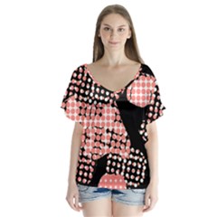 Abstrait Effet Formes Noir/rose V-neck Flutter Sleeve Top by kcreatif