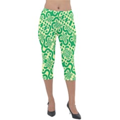 Liquid Art Pouring Abstract Seamless Pattern Lover Green Maze Lightweight Velour Capri Leggings  by artico