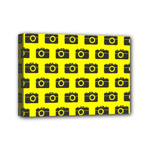 Modern Chic Vector Camera Illustration Pattern Mini Canvas 7  X 5  (stretched) by GardenOfOphir