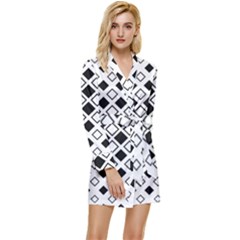 Square-diagonal-pattern-monochrome Long Sleeve Satin Robe by Semog4