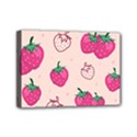 Seamless-strawberry-fruit-pattern-background Mini Canvas 7  x 5  (Stretched) View1