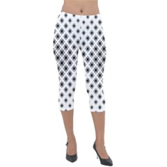 Stylized Flower Floral Pattern Lightweight Velour Capri Leggings  by Apen