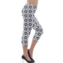 Ellipse Pattern Ellipse Dot Pattern Lightweight Velour Capri Leggings  View4
