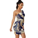 Thinker Sculpture Design Geometric Long Sleeve One Shoulder Mini Dress View3