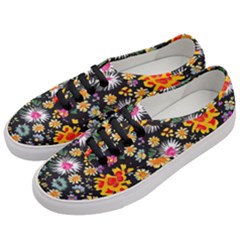 Mid Century Retro Floral 1970s 1960s Pattern 57 Women s Classic Low Top Sneakers by violetheavensky