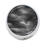 STORM CLOUDS 1 4-Port USB Hub (One Side) Front