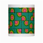 Tiled Circular Gradients White Mugs Center