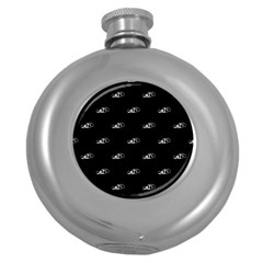 Formula One Black And White Graphic Pattern Round Hip Flask (5 Oz) by dflcprintsclothing