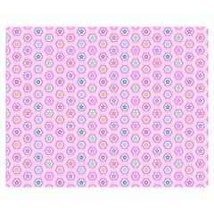 Hexagonal Pattern Unidirectional Double Sided Flano Blanket (medium)  by Dutashop
