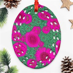 Mid Century Retro Floral 1970s 1960s Pattern 97 Ornament (oval Filigree) by violetheavensky